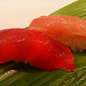 昭和55年創業美味しい「鮨」をご堪能ください！
