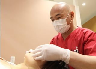 NORI Dental Clinic_医師